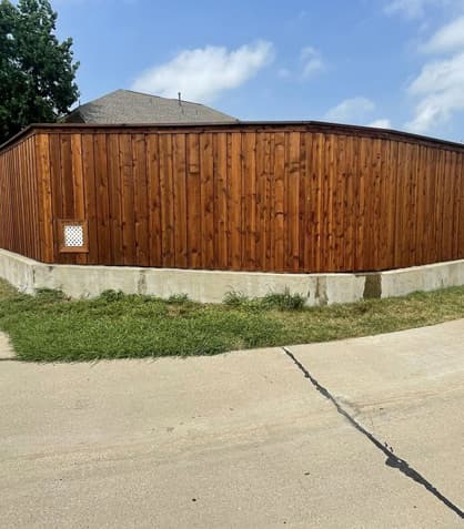 The Importance of Choosing the Right Gate for Your Custom Fence