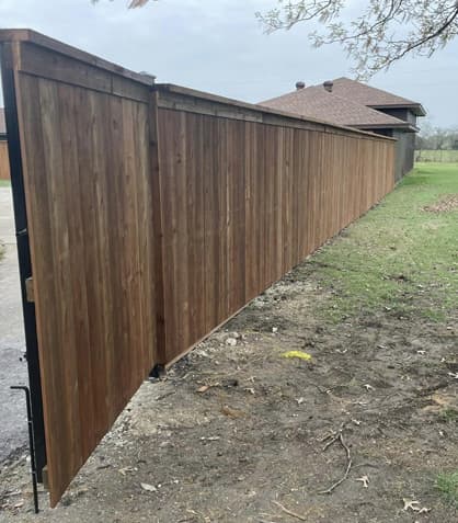 How to Maintain Your Custom Fence for Longevity