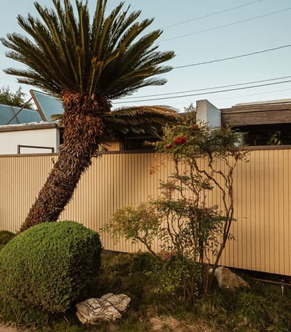 The Advantages of Composite Fencing for Your Custom Fence