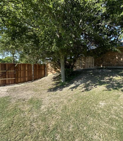 Why Custom Fencing is Perfect for Pet Owners